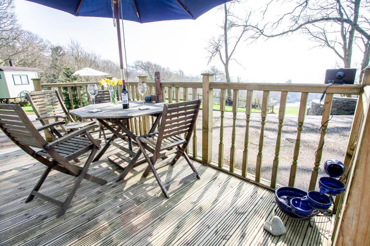 Bronllys Farm Coastal Self-Catering Apartamento Llanelli Exterior foto