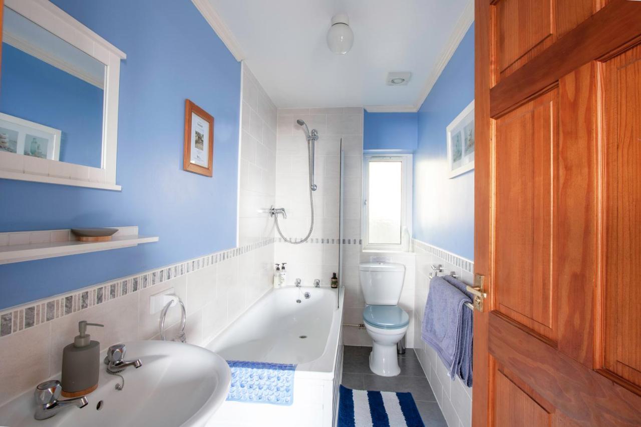 Bronllys Farm Coastal Self-Catering Apartamento Llanelli Exterior foto