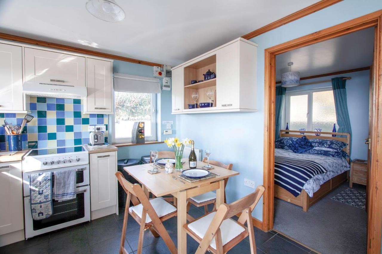 Bronllys Farm Coastal Self-Catering Apartamento Llanelli Exterior foto