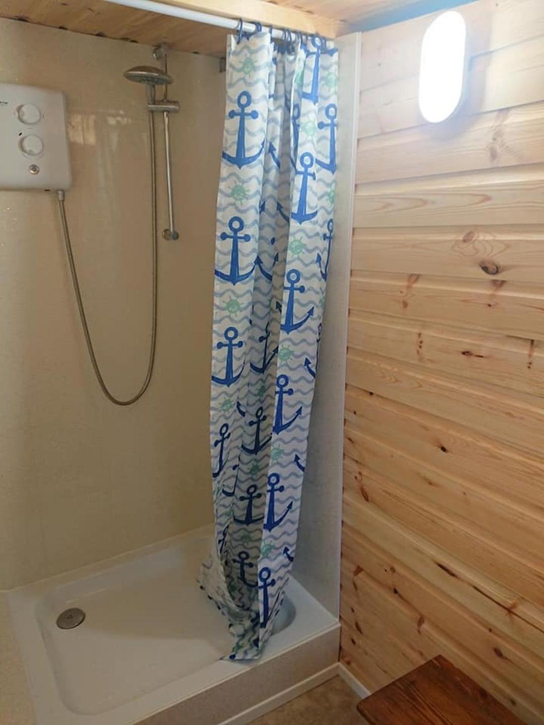 Bronllys Farm Coastal Self-Catering Apartamento Llanelli Quarto foto