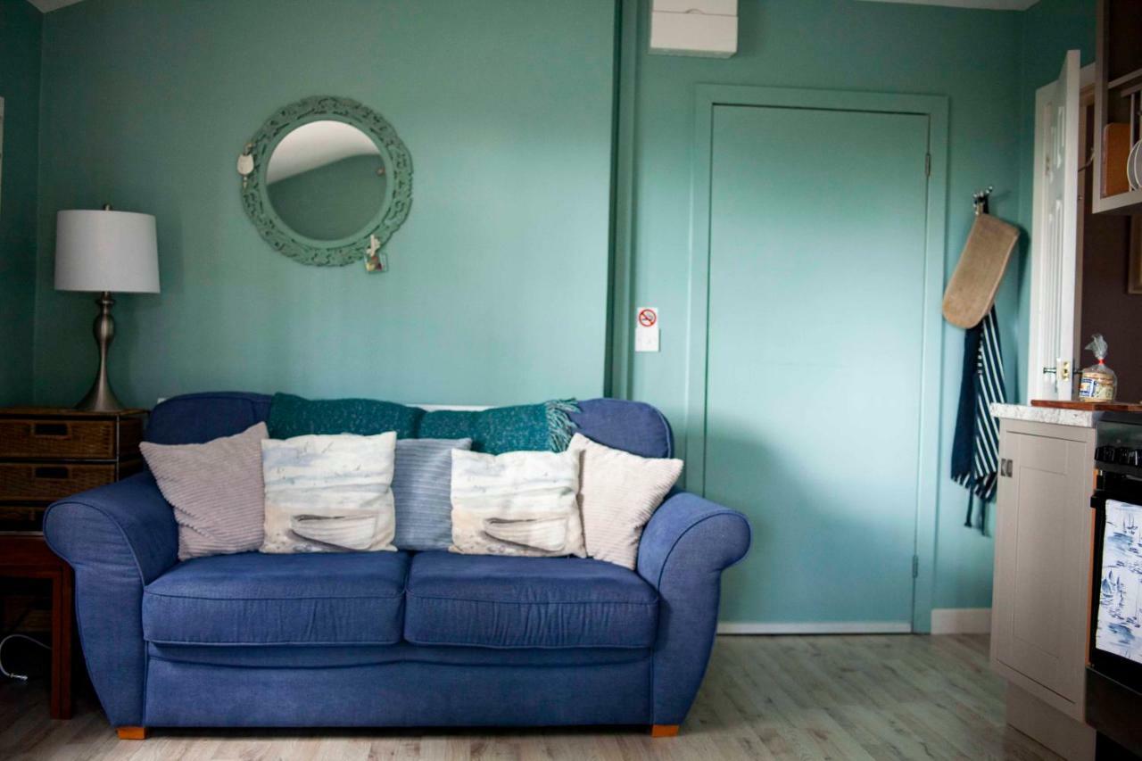 Bronllys Farm Coastal Self-Catering Apartamento Llanelli Exterior foto