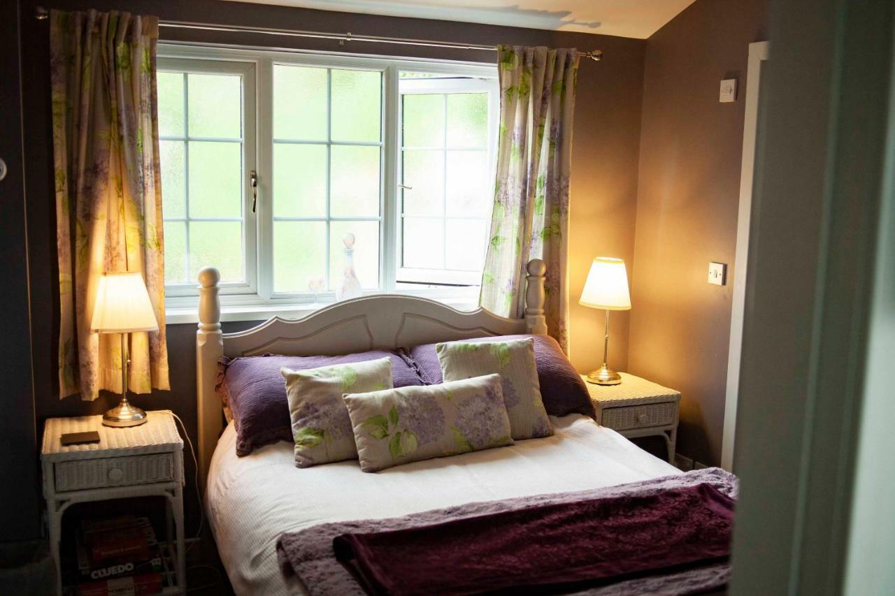 Bronllys Farm Coastal Self-Catering Apartamento Llanelli Exterior foto